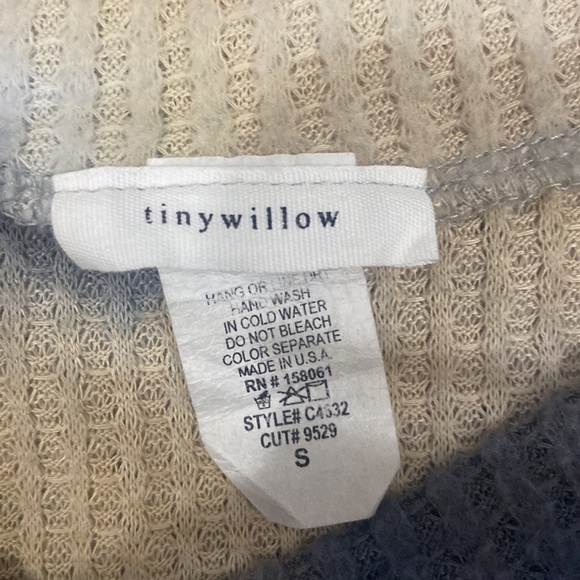 Tiny Willow Blue/Gray/White/Tan Color Mix Size Small Sweater - Picture 3 of 3